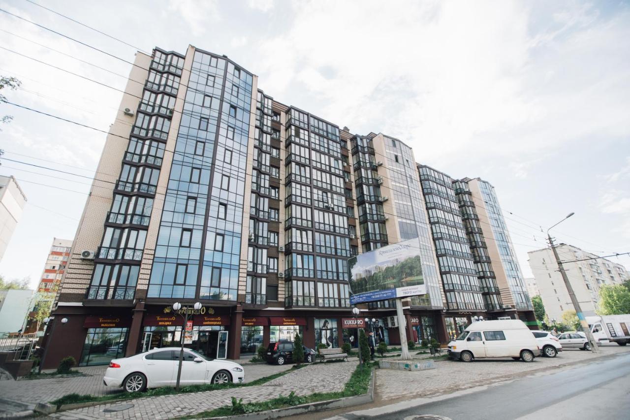 Atlant Luxury Big Family Five Apart On Golovna Поряд З Тц Депот Wi Fi 24 На 7 Černivci Esterno foto